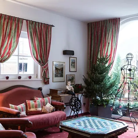 Boutique Olympia Hotel