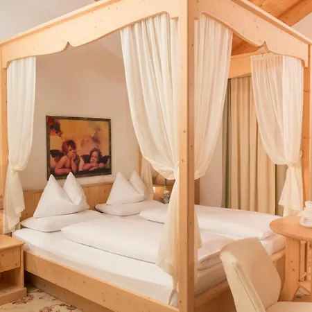 فندق Boutique Olympia سان فيجيليو دي ماريبْ